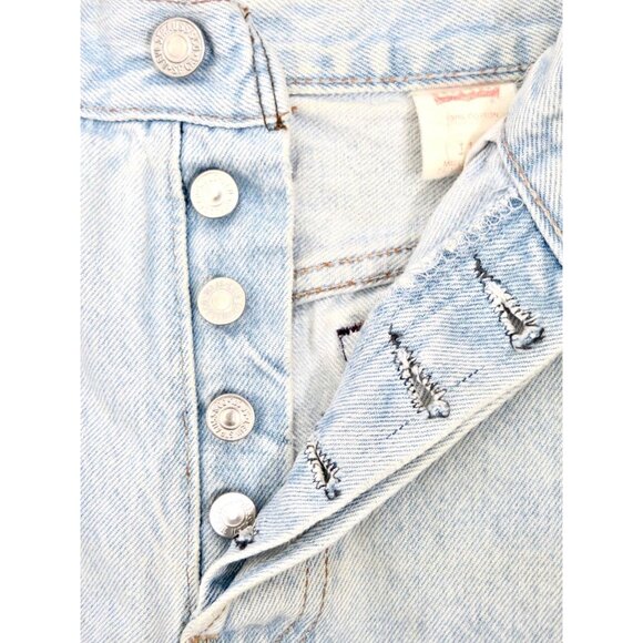 Vintage Levi's Denim Jean Shorts Button Fly Made in USA SZ 26 Waist - Picture 6 of 8
